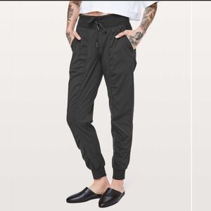 Lululemon Dance Studio Jogger 29"
